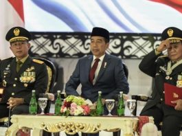 Pemberian Pangkat Jenderal Kehormatan oleh Presiden Jokowi: Langkah Biasa di TNI dan Polri