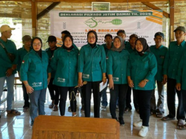 Srikandi di Mojokerto deklarasi Pilkada Jatim 2024 Damai