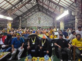 Kasmidi Bulang dan Lulu Kinsu Targetkan Dana RT Rp250 Juta per Tahun di Pilkada Kutai Timur